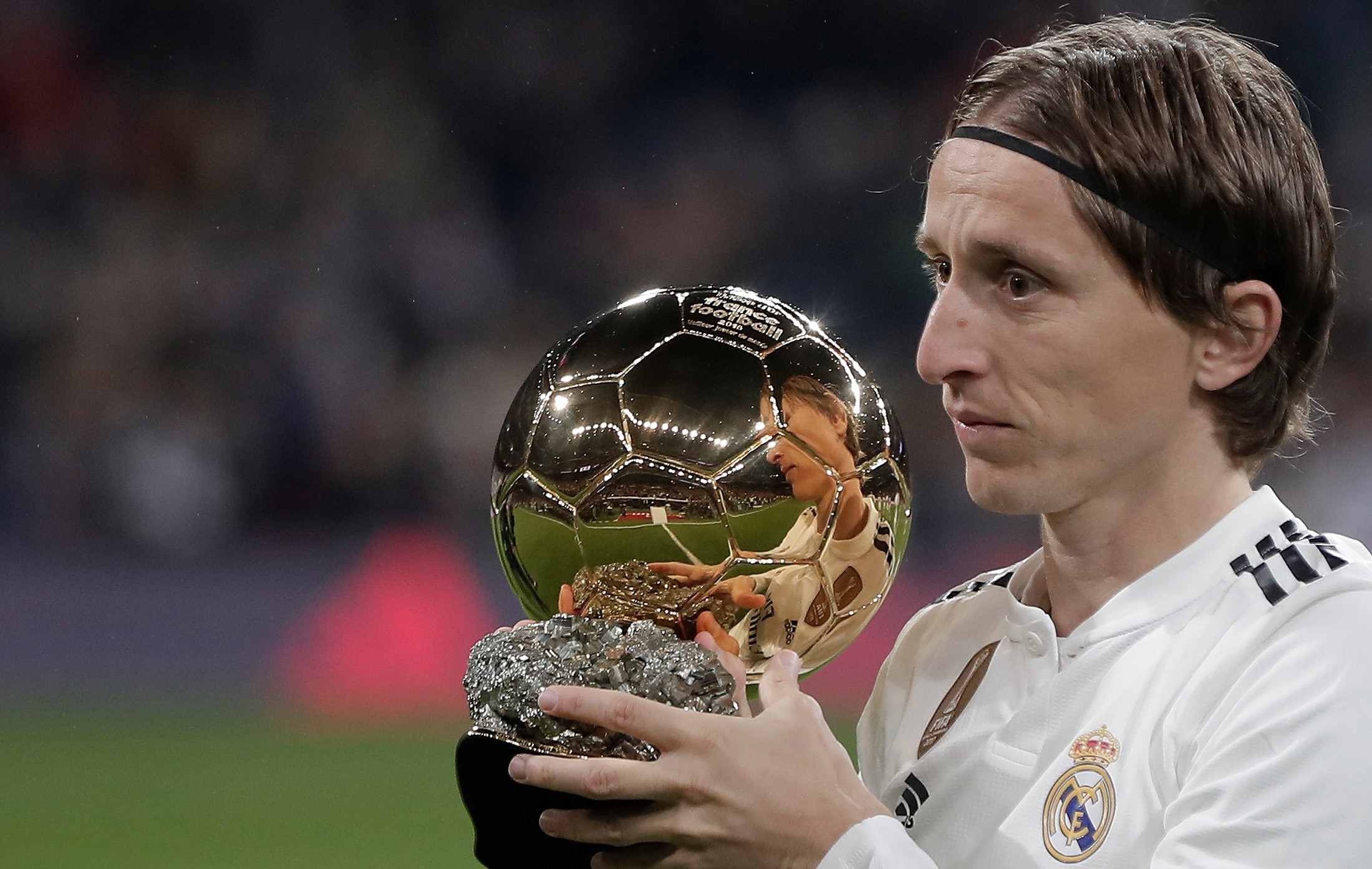 迎接《怪猎崛起》发售 日本前冬奥国手宣布自社怪猎放假